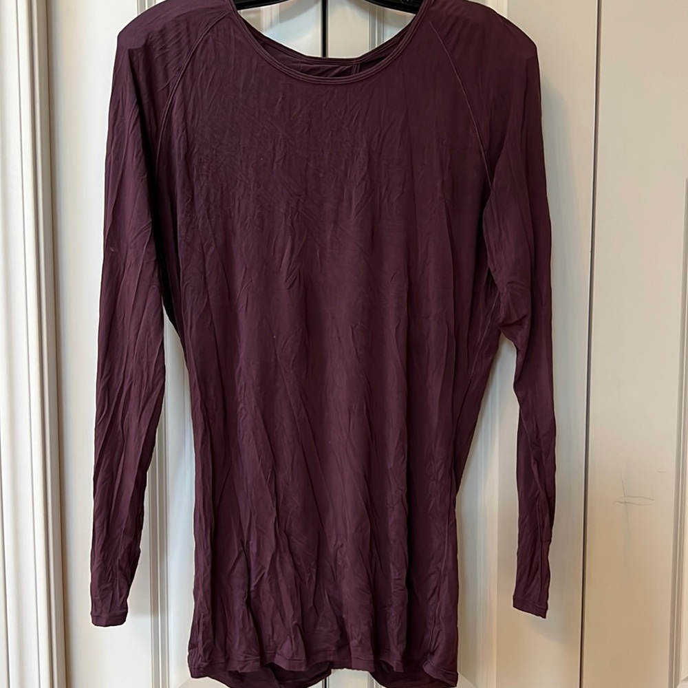 Lululemon open back long sleeves top